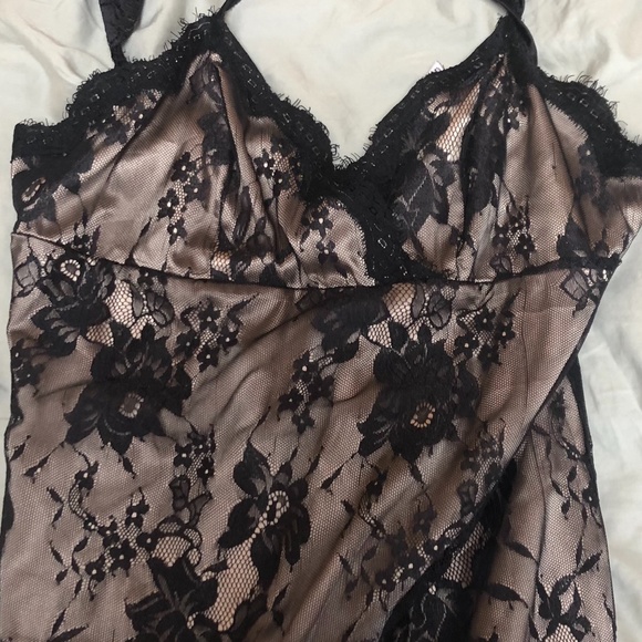 Black lace overlay dress - Picture 1 of 3